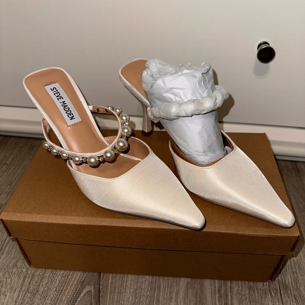 6.5 Steve Madden bridal heels